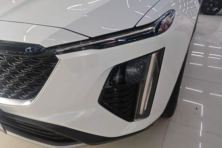 Used Cadillac GT4 2023 25T Fashion Edition Left Front Headlight