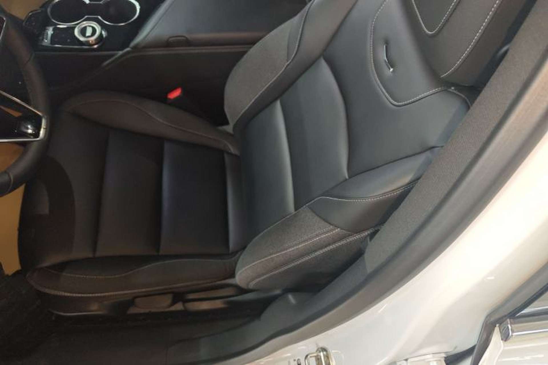 Used Cadillac GT4 2023 25T Fashion Edition Left Front Seat
