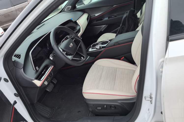 Used Cadillac GT4 2023 25T Prestige Version Left Front Seat