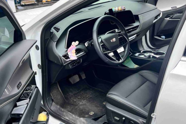 Used Cadillac GT4 2023 25T Luxury Model Left Front Seat