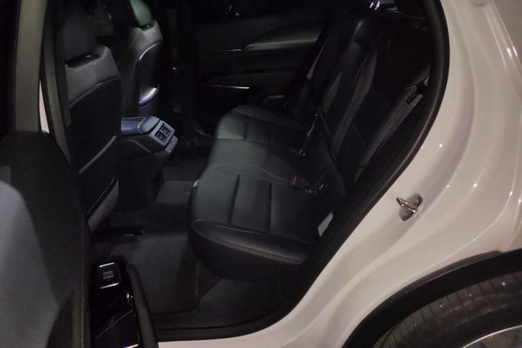 Used Cadillac GT4 2023 25T Fashion Edition Left Rear Seat