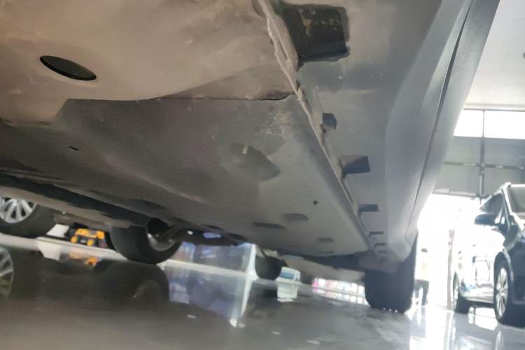 Used Cadillac GT4 2023 25T Fashion Edition Left Side Sill