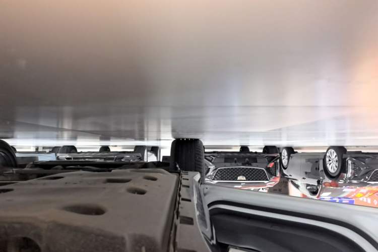 Used Cadillac GT4 2023 25T Luxury Model Left Side Sill