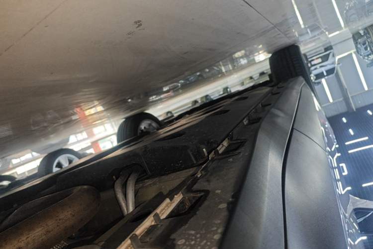 Used Cadillac GT4 2023 25T Fashion Edition Left Side Sill