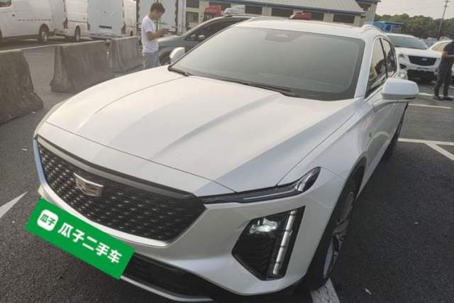 Used Cadillac GT4 2023 25T Luxury Model