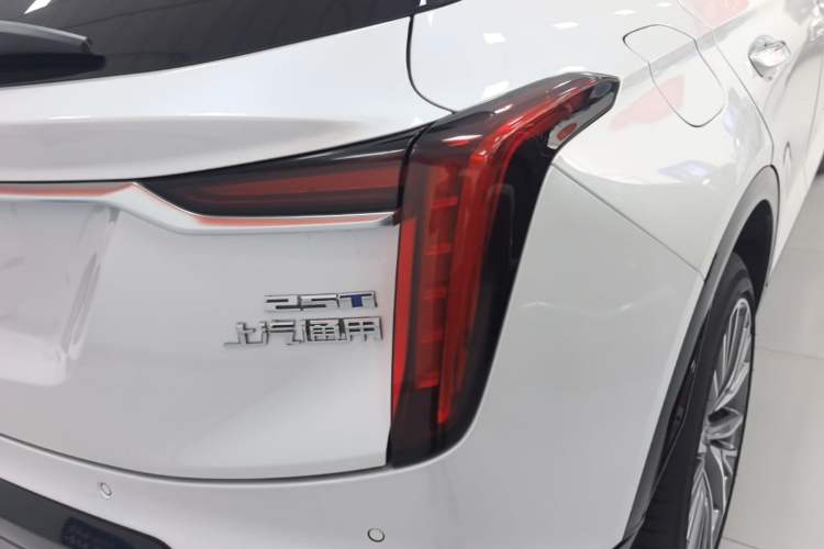 Used Cadillac GT4 2023 25T Luxury Model Right Rear Taillight