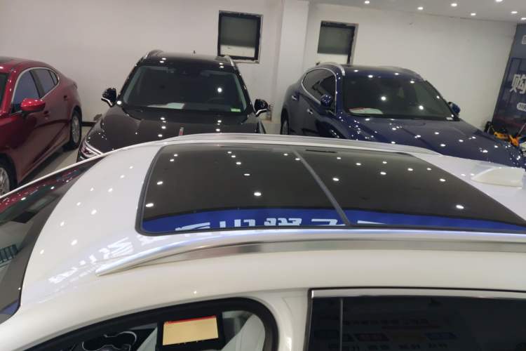Used Cadillac GT4 2023 25T Fashion Edition Roof