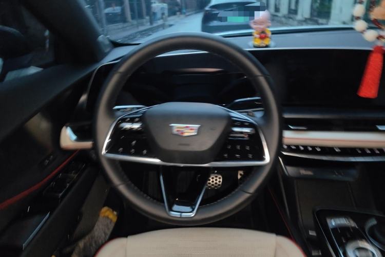 Used Cadillac GT4 2023 25T Prestige Version Steering Wheel