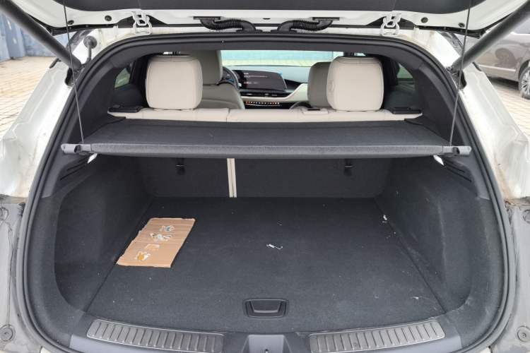 Used Cadillac GT4 2023 25T Prestige Version Trunk