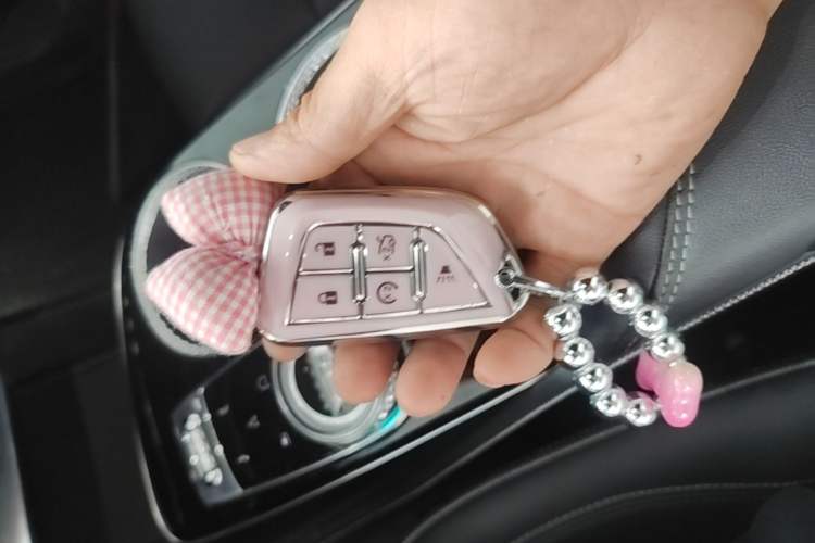 Used Cadillac GT4 2023 25T Luxury Model Vehicle Key