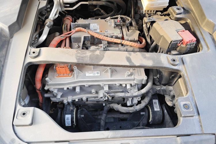 Used Cadillac LYRIQ 2022 Four-Wheel-Drive High-Performance Deluxe Edition Engine Bay