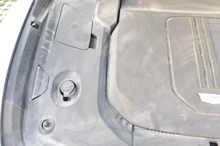 Used Cadillac LYRIQ 2022 Four-Wheel-Drive High-Performance Deluxe Edition Engine Bay Right