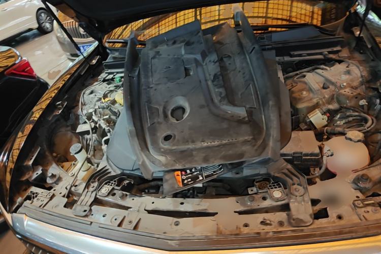 Used Cadillac LYRIQ 2022 Rear-Drive Long-Range Luxury Edition Engine Bay