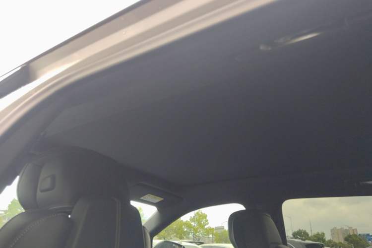 Used Cadillac LYRIQ 2022 Four-Wheel-Drive High-Performance Deluxe Edition Headliner