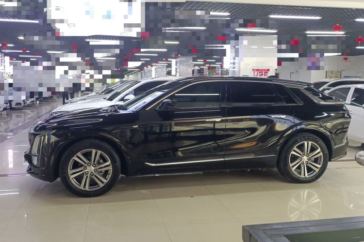Used Cadillac LYRIQ 2022 Rear-Drive Long-Range Luxury Edition Left Side