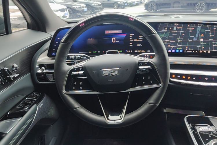 Used Cadillac LYRIQ 2022 Four-Wheel-Drive High-Performance Deluxe Edition Steering Wheel