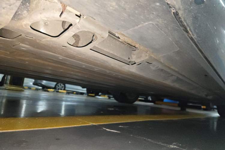 Used Cadillac LYRIQ 2022 Rear-Drive Long-Range Luxury Edition Chassis Front Left
