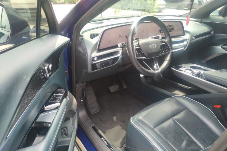Used Cadillac LYRIQ 2022 Four-Wheel-Drive High-Performance Deluxe Edition Driver Seat