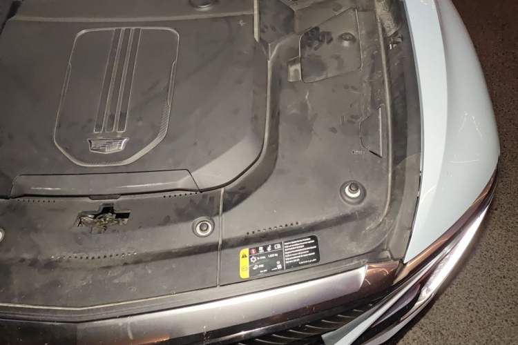 Used Cadillac LYRIQ 2022 Rear-Drive Long-Range Luxury Edition Engine Bay Left