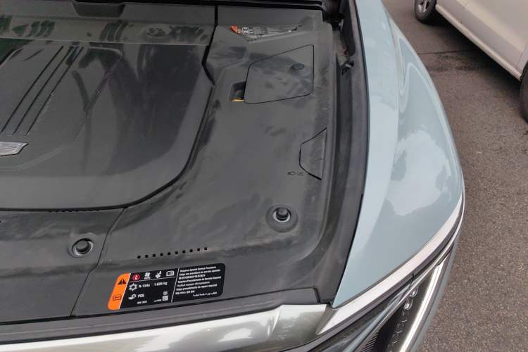 Used Cadillac LYRIQ 2022 Four-Wheel-Drive High-Performance Deluxe Edition Engine Bay Left