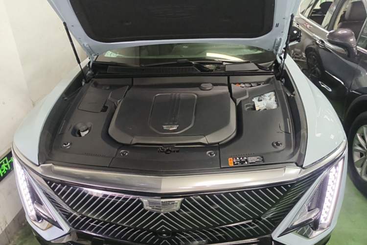 Used Cadillac LYRIQ 2022 Rear-Drive Long-Range Luxury Edition Engine Bay