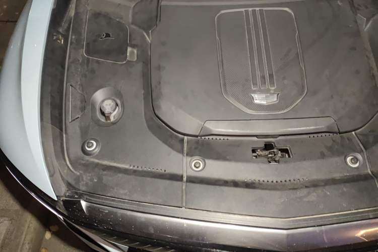 Used Cadillac LYRIQ 2022 Rear-Drive Long-Range Luxury Edition Engine Bay Right