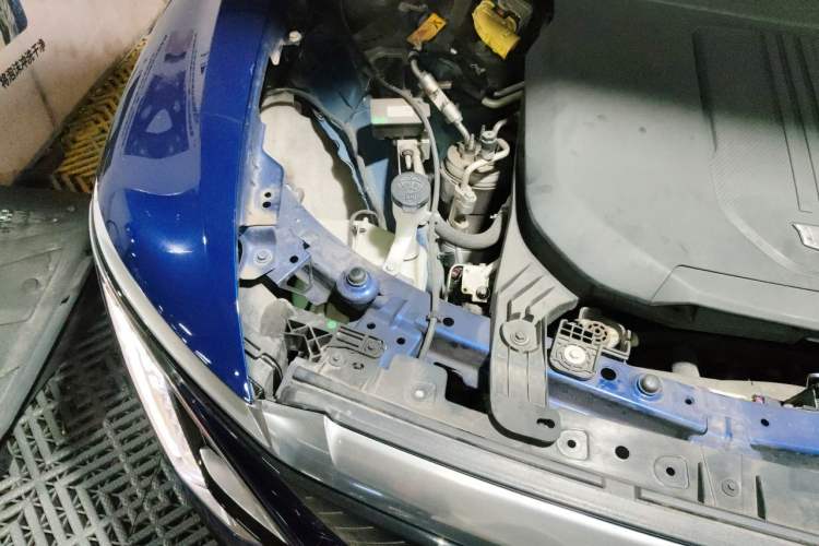 Used Cadillac LYRIQ 2022 Rear-Drive Long-Range Luxury Edition Engine Bay Right