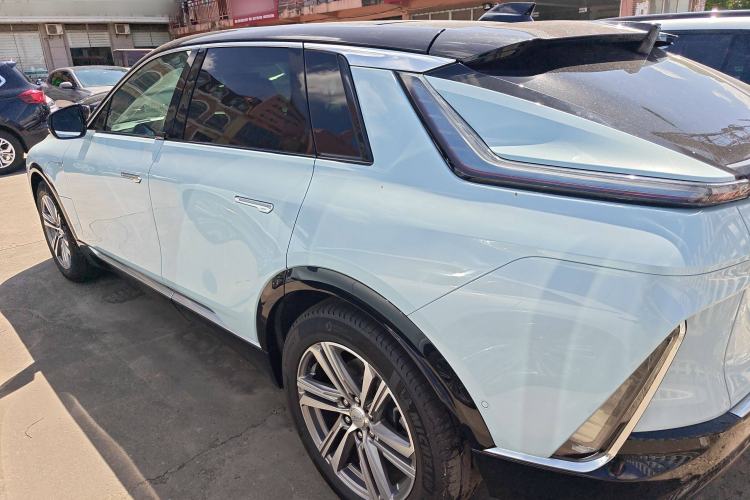 Used Cadillac LYRIQ 2022 Rear-Drive Long-Range Luxury Edition Exterior 3