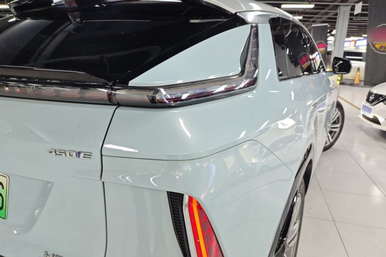 Used Cadillac LYRIQ 2022 Rear-Drive Long-Range Luxury Edition Exterior 3