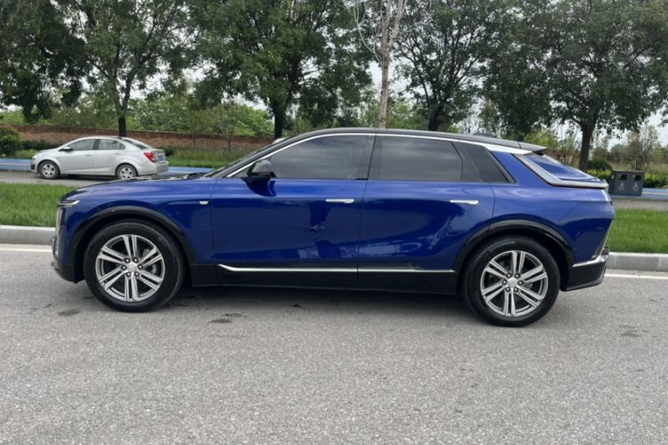 Used Cadillac LYRIQ 2022 Rear-Drive Long-Range Luxury Edition Exterior 5