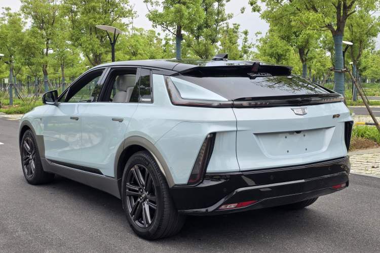 Used Cadillac LYRIQ 2022 Rear-Drive Long-Range Luxury Edition Exterior 5