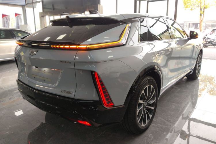 Used Cadillac LYRIQ 2022 Four-Wheel-Drive High-Performance Deluxe Edition Exterior 5