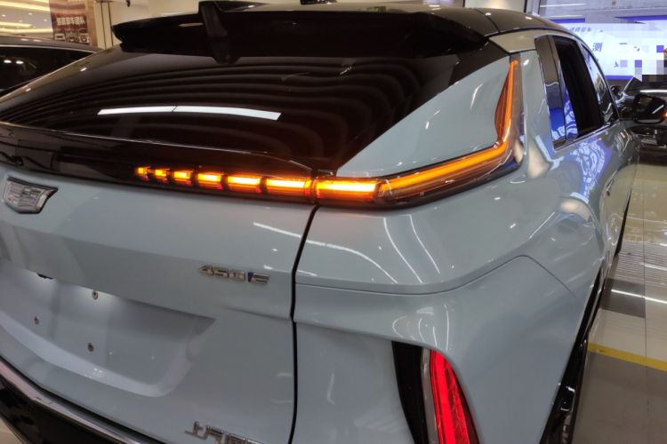 Used Cadillac LYRIQ 2022 Rear-Drive Long-Range Luxury Edition Exterior 6