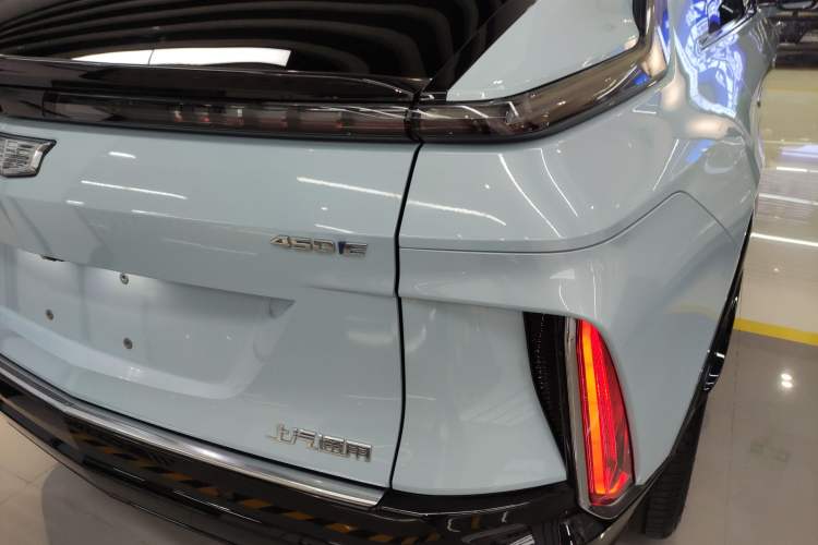 Used Cadillac LYRIQ 2022 Rear-Drive Long-Range Luxury Edition Exterior 6