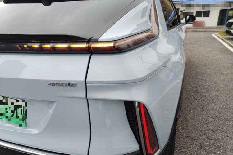 Used Cadillac LYRIQ 2022 Rear-Drive Long-Range Luxury Edition Exterior 6