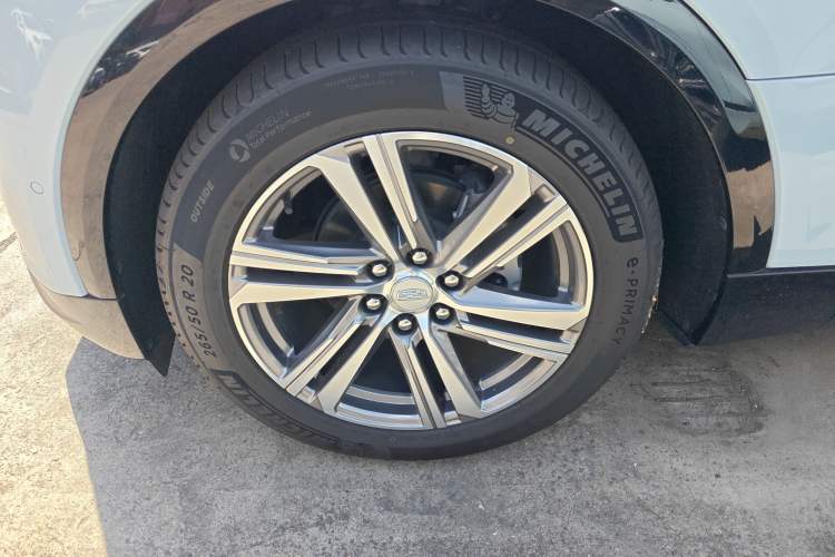 Used Cadillac LYRIQ 2022 Rear-Drive Long-Range Luxury Edition Exterior 7