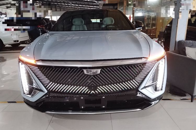 Used Cadillac LYRIQ 2022 Rear-Drive Long-Range Luxury Edition Front