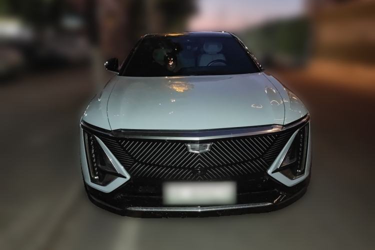 Used Cadillac LYRIQ 2022 Rear-Drive Long-Range Luxury Edition Front