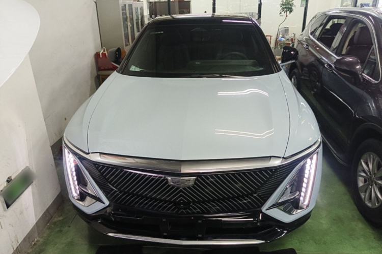 Used Cadillac LYRIQ 2022 Rear-Drive Long-Range Luxury Edition Front