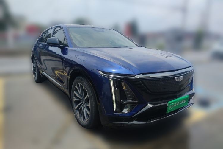 Used Cadillac LYRIQ 2022 Four-Wheel-Drive High-Performance Deluxe Edition Front Right 45 Deg