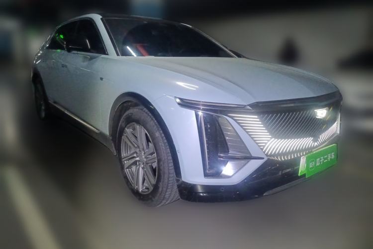 Used Cadillac LYRIQ 2022 Rear-Drive Long-Range Prestige Edition Front Right 45 Deg