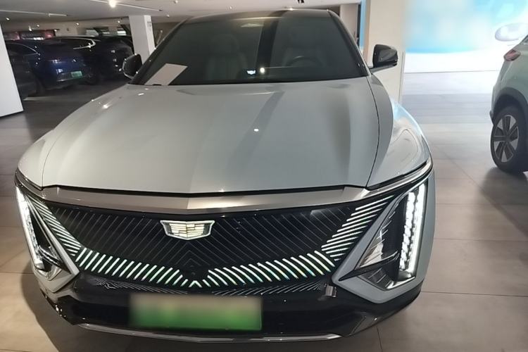 Used Cadillac LYRIQ 2022 Rear-Drive Long-Range Luxury Edition Front