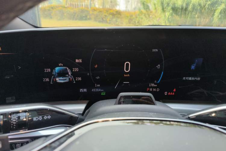 Used Cadillac LYRIQ 2022 Rear-Drive Long-Range Prestige Edition Instrument Cluster