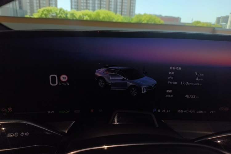 Used Cadillac LYRIQ 2022 Rear-Drive Long-Range Luxury Edition Instrument Cluster