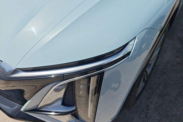 Used Cadillac LYRIQ 2022 Rear-Drive Long-Range Luxury Edition Left Front Headlight