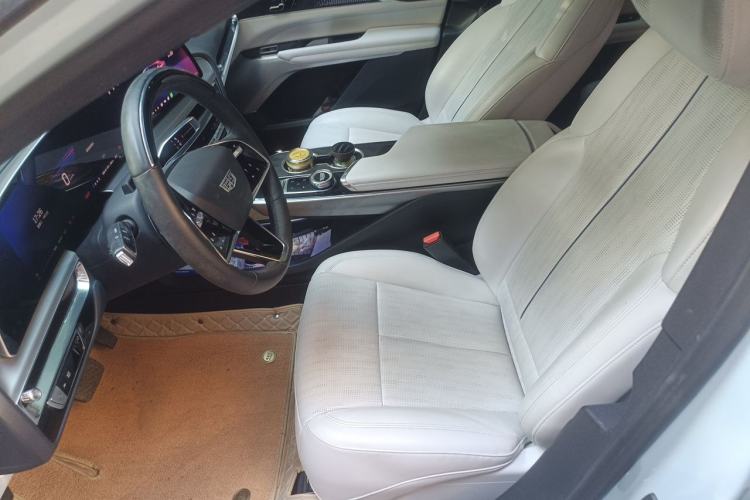 Used Cadillac LYRIQ 2022 Rear-Drive Long-Range Luxury Edition Left Front Seat