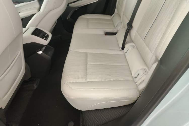 Used Cadillac LYRIQ 2022 Rear-Drive Long-Range Luxury Edition Left Rear Seat