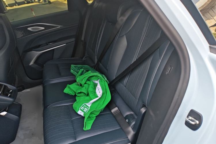 Used Cadillac LYRIQ 2022 Four-Wheel-Drive High-Performance Deluxe Edition Left Rear Seat