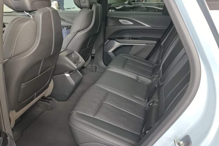 Used Cadillac LYRIQ 2022 Rear-Drive Long-Range Luxury Edition Left Rear Seat