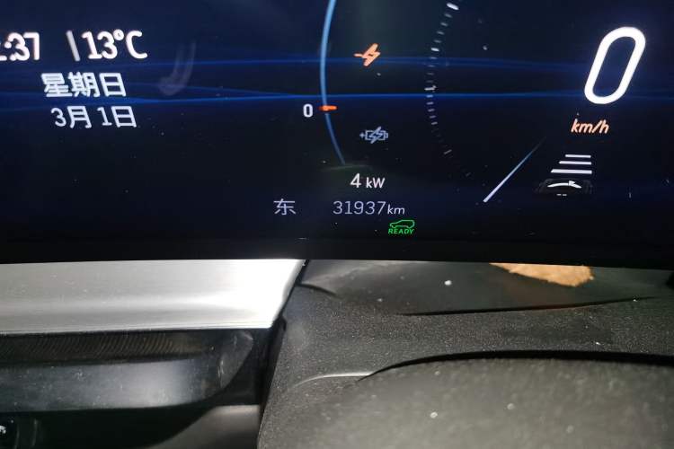Used Cadillac LYRIQ 2022 Rear-Drive Long-Range Luxury Edition Odometer Close Up